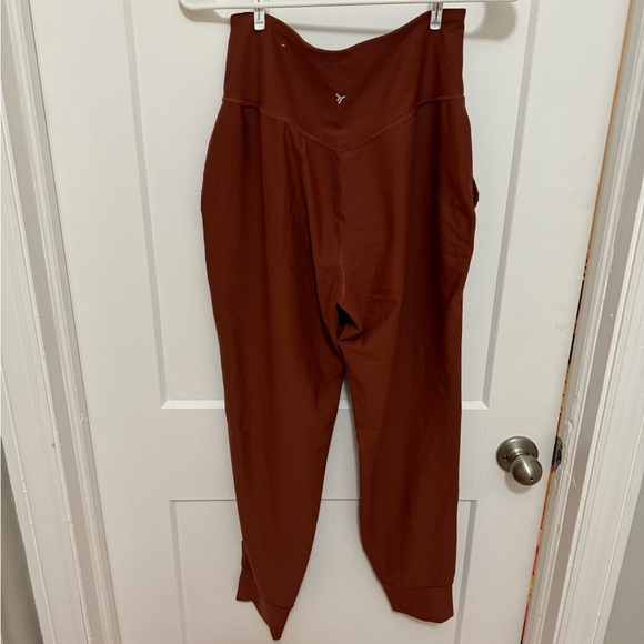 Old Navy Powersoft joggers - Picture 3 of 3